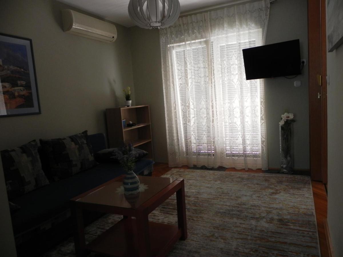 Apartments Katalenic Selce Exterior photo